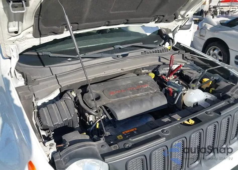 2016 Jeep Renegade Trailhawk z USA, uszkodzony, nr VIN ZACCJBCT2GPD95220